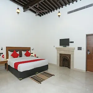 Hotel Oyo 738 Castle, Delhi (National Capital Territory of India)